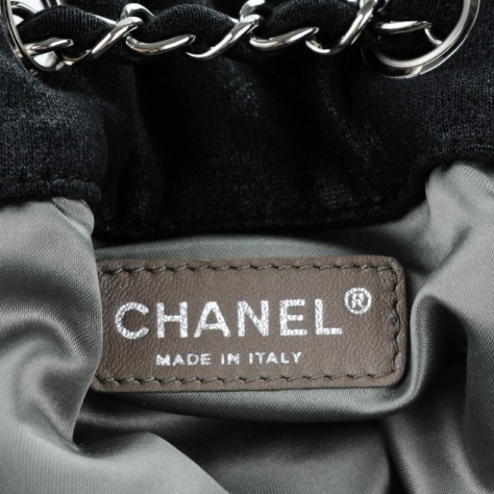 CHANEL Black Shoulder Bag - Picture 7 of 9